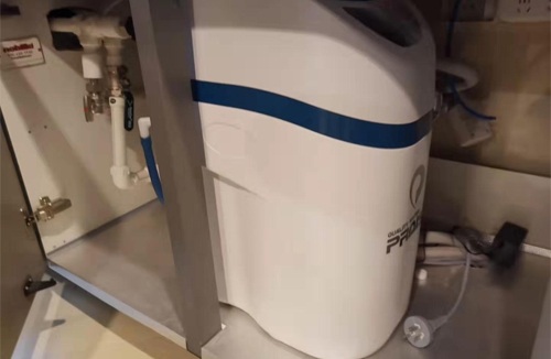 常规厨下机安装